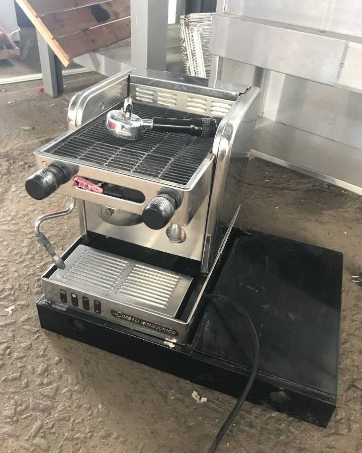 Кофемашина La Cimbali M21 Junior S/1 — выбрать кофемашину.