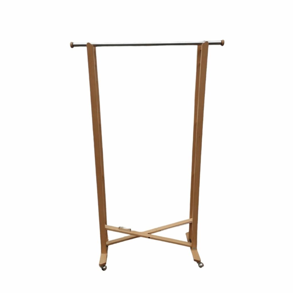 Вешалка светлое дерево