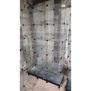 Витрина стеклянные кубы 127/42/221 15 ячеек 40/40/40