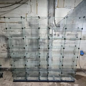 Витрина стеклянные кубы 192/31/189 28 ячеек 41/25/25, 7 ячеек 26/25/25