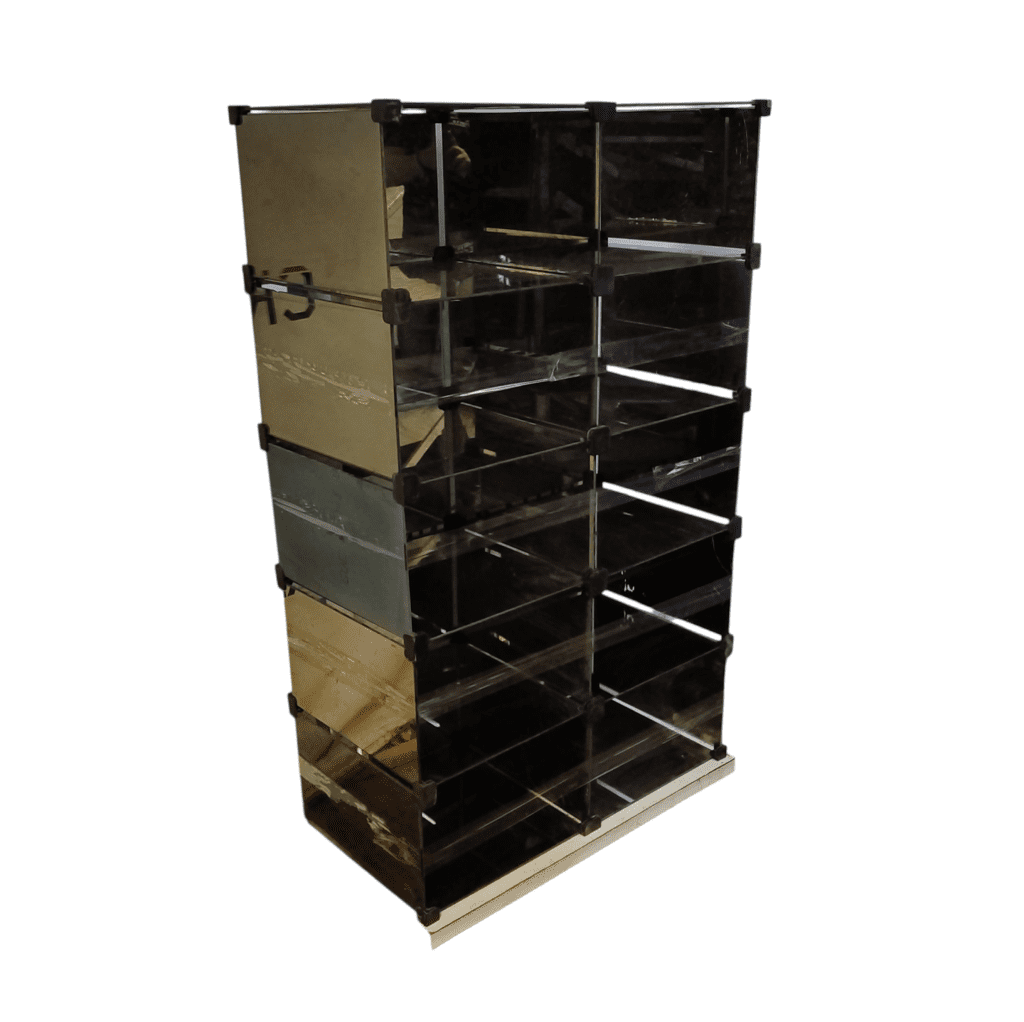 Витрина стеклянные кубы