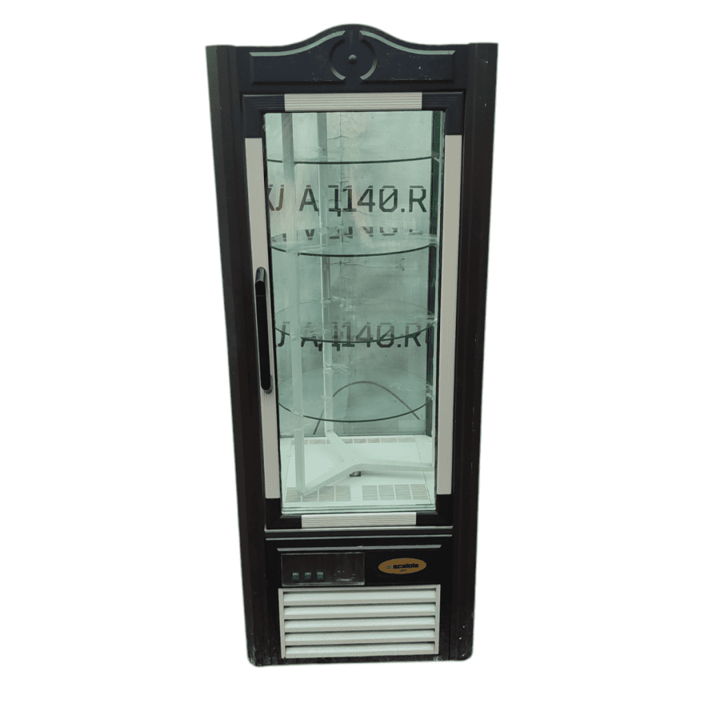 Витрина кондитерская вертикальная Scaiola ERG 400