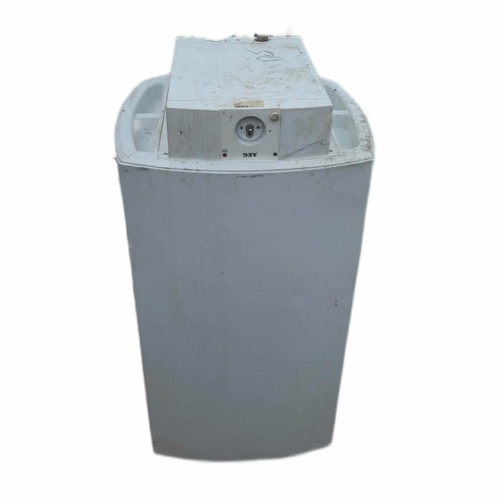 Водонагреватель AEG