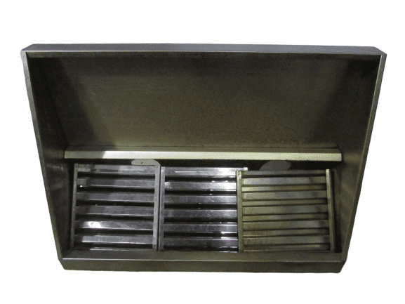 Вытяжной зонт с жироуловителями