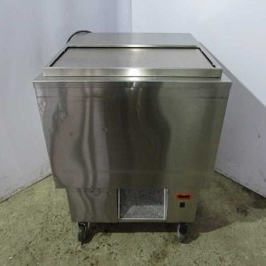 Морозильник для бургеров 77/77/100 см на колесах