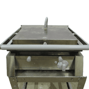 Контактный гриль Electrolux PGRR2