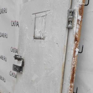 Дверь холодильная