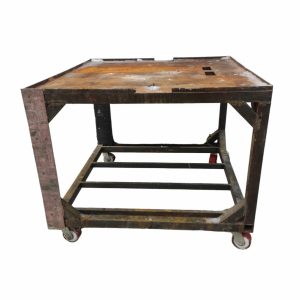 Подставка на колесах ноги сталь 111,5/112/90