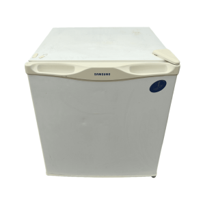 Шкаф холодильный барный Samsung SG06DCGWHN/XEK