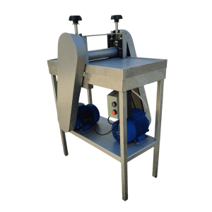 Тестораскаточная машина Россия ТРМ-1500/300