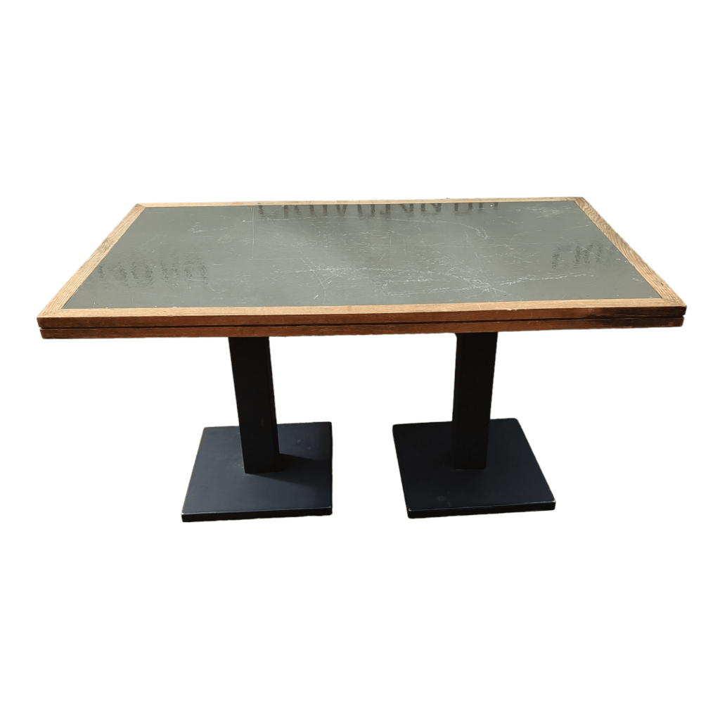 Стол Имарта